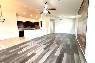 500 Obsidian Ln, Jarrell, TX 76537 - Photo 10