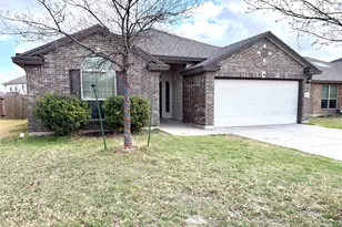 500 Obsidian Ln, Jarrell, TX 76537 - Photo 2