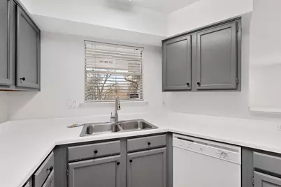 2450 Wickersham Lane #904, Austin, TX 78741 - Photo 12