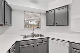 2450 Wickersham Ln, Austin, TX 78741 - Photo 12