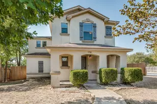 5701 Viewpoint Dr, Austin, TX 78744 - Photo 2