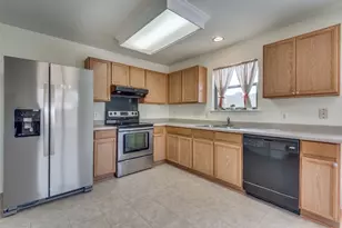 5701 Viewpoint Dr, Austin, TX 78744 - Photo 12