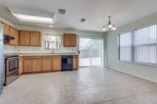 5701 Viewpoint Dr, Austin, TX 78744 - Photo 10