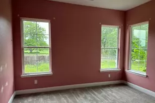 128 Gloria Blvd, Smithville, TX 78957 - Photo 10
