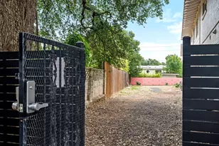 1208 Enfield Rd, Austin, TX 78703 - Photo 16