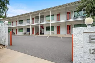 1208 Enfield Rd, Austin, TX 78703 - Photo 18