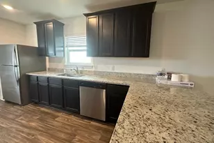18300 Speculator Ln, Elgin, TX 78621 - Photo 12