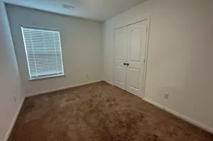 18300 Speculator Ln, Elgin, TX 78621 - Photo 8