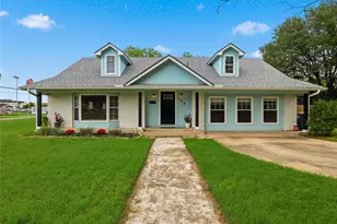 1509 Hill St, Bastrop, TX 78602 - Photo 2