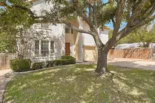 1001 Clear Lake Ln, Leander, TX 78641 - Photo 2