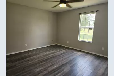 1778 Fm 1704 #C, Elgin, TX 78621 - Photo 8