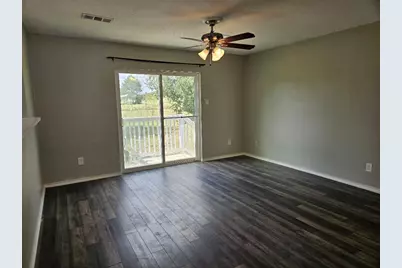 1778 Fm 1704 #C, Elgin, TX 78621 - Photo 4