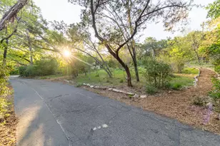 915 Wild Basin Ledge, Austin, TX 78746 - Photo 4