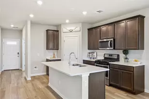 108 Hannah Trl, Georgetown, TX 78628 - Photo 6