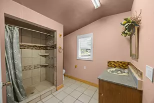 147 Community Center Rd, Rosanky, TX 78953 - Photo 16