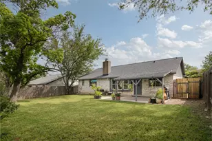 304 Skyloop Dr, Austin, TX 78745 - Photo 6