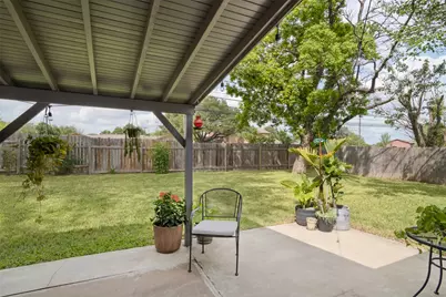 304 Skyloop Drive, Austin, TX 78745 - Photo 24
