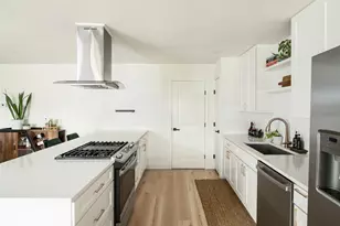 304 Skyloop Dr, Austin, TX 78745 - Photo 12