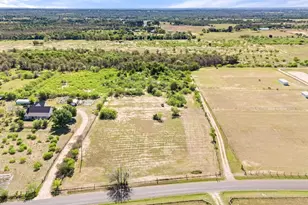 399 Upper Elgin River Rd, Elgin, TX 78621 - Photo 6
