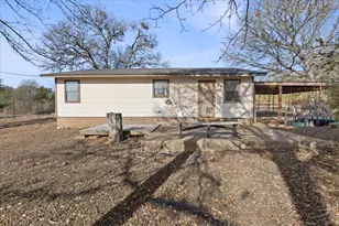 303 Ponderosa Rd, Bastrop, TX 78602 - Photo 22