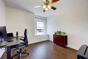1816 W Pflugerville Pkwy, Round Rock, TX 78664 - Photo 10