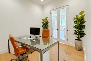 3614 Abbate Cir, Austin, TX 78721 - Photo 8