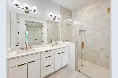 3614 Abbate Circle #B, Austin, TX 78721 - Photo 14