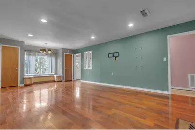 309 Bois D Arc Street, Lockhart, TX 78644 - Photo 6