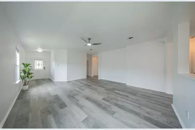 12001 Gaelic Drive, Austin, TX 78754 - Photo 6