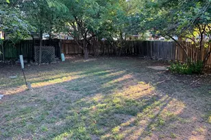 4419 Silverstone Dr, Austin, TX 78744 - Photo 18