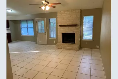 4419 Silverstone Drive, Austin, TX 78744 - Photo 4