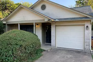 4419 Silverstone Dr, Austin, TX 78744 - Photo 2