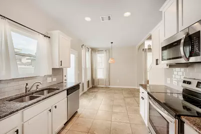 18400 Cumberland Gap Street, Pflugerville, TX 78660 - Photo 12