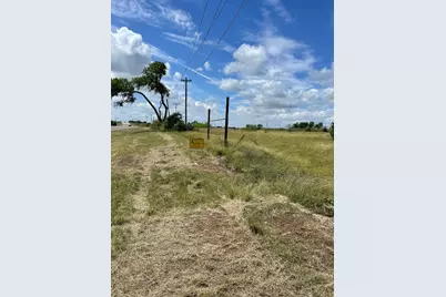 316 Hwy US 183 North, Briggs, TX 78608 - Photo 1