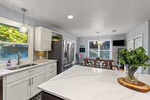 611 W Johanna St, Austin, TX 78704 - Photo 6