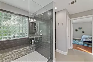 611 W Johanna St, Austin, TX 78704 - Photo 14