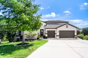2429 Costa del Sol Dr, Leander, TX 78641 - Photo 2