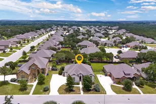 2546 Lermann St, New Braunfels, TX 78132 - Photo 4
