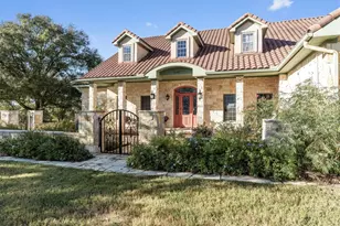 1092 FM3000, Elgin, TX 78621 - Photo 4