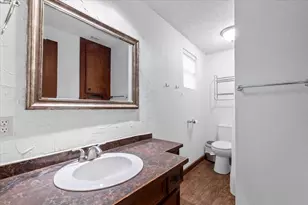 502 Gracelane Ln, Austin, TX 78746 - Photo 14