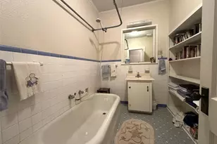 258 S Washington St, La Grange, TX 78945 - Photo 12