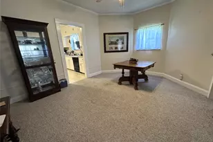 258 S Washington St, La Grange, TX 78945 - Photo 4