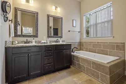 10033 Longhorn Skyway, Dripping Springs, TX 78620 - Photo 26