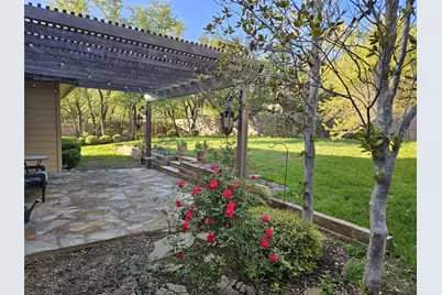 10033 Longhorn Skyway, Dripping Springs, TX 78620 - Photo 32