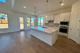 500 Frio Spgs Trl, Georgetown, TX 78628 - Photo 4