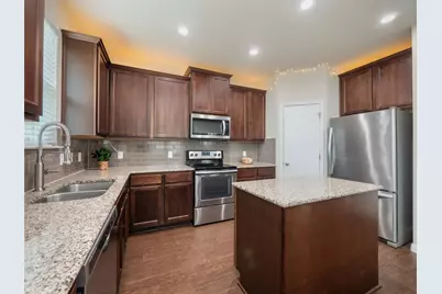 304 La Escalera Drive, Leander, TX 78641 - Photo 12