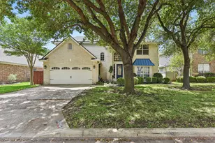 30014 Oakland Hills Dr, Georgetown, TX 78628 - Photo 2