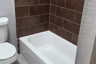 2124 Burton Dr, Austin, TX 78741 - Photo 12