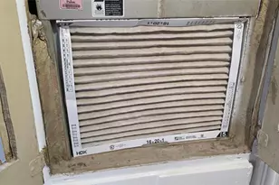 2124 Burton Dr, Austin, TX 78741 - Photo 10