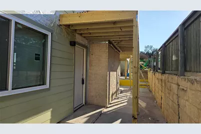 2124 Burton Drive #152, Austin, TX 78741 - Photo 16